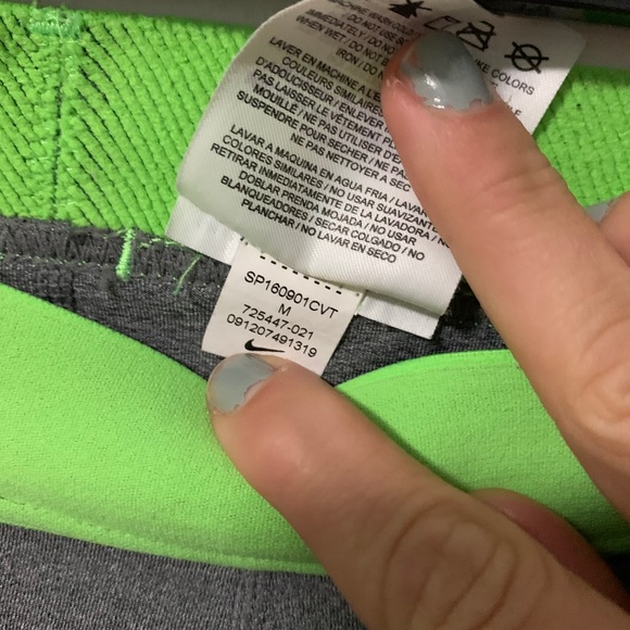 Nike pro shorts - Picture 2 of 3